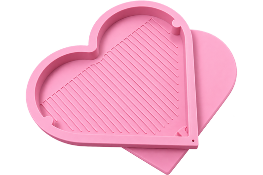 Heart Sorting Tray with Magnetic Lid and Pouring Spout